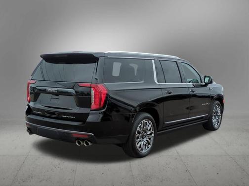 2024 GMC Yukon XL Denali Ultimate