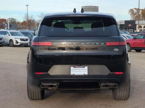 2023 Land Rover Range Rover Sport SE