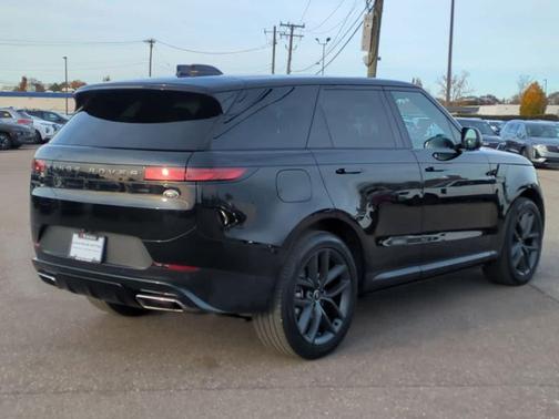 2023 Land Rover Range Rover Sport SE