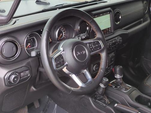 2021 Jeep Wrangler Unlimited Sahara Altitude