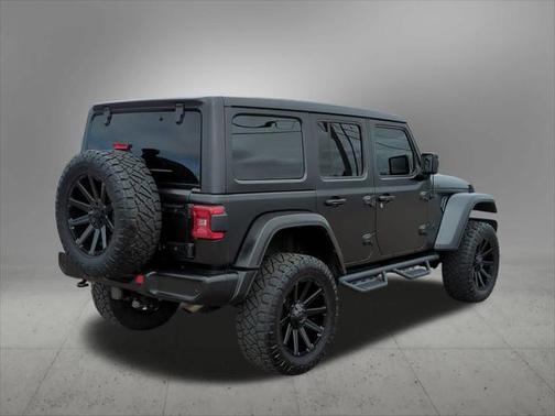 2021 Jeep Wrangler Unlimited Sahara Altitude