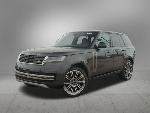 2025 Land Rover Range Rover P530 SE
