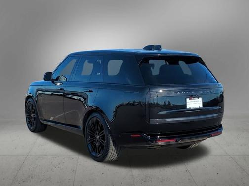 2024 Land Rover Range Rover P400 SE