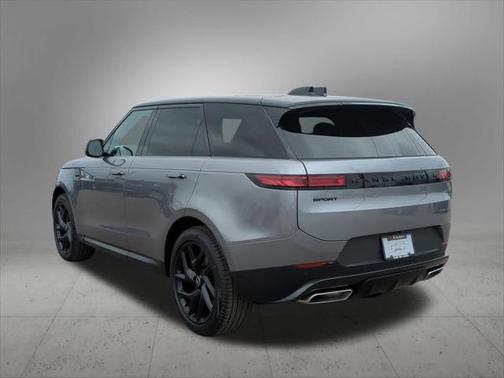 2025 Land Rover Range Rover Sport P360 SE