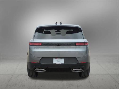 2025 Land Rover Range Rover Sport P360 SE