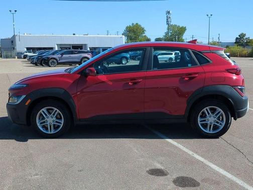 2022 Hyundai KONA SE