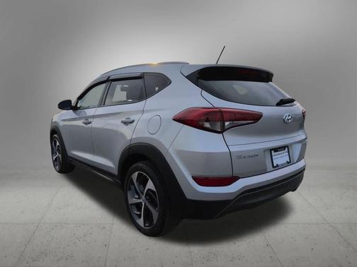 2016 Hyundai TUCSON Sport
