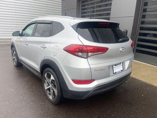 2016 Hyundai TUCSON Sport