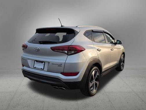 2016 Hyundai TUCSON Sport