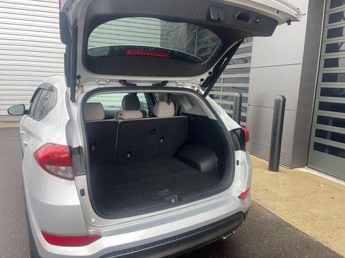 2016 Hyundai TUCSON Sport