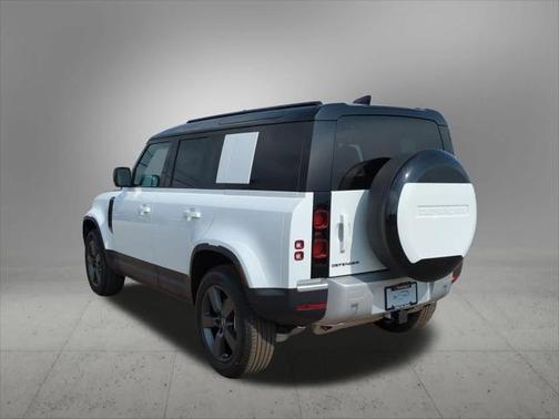 2025 Land Rover Defender P300