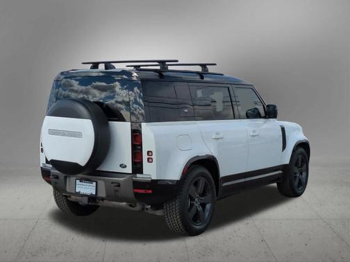 2022 Land Rover Defender 110 X-Dynamic HSE