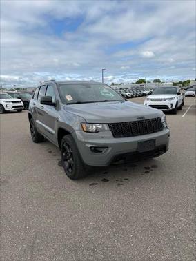 2019 Jeep Grand Cherokee Upland