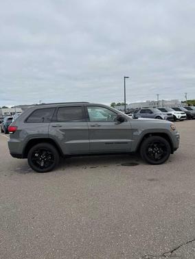 2019 Jeep Grand Cherokee Upland