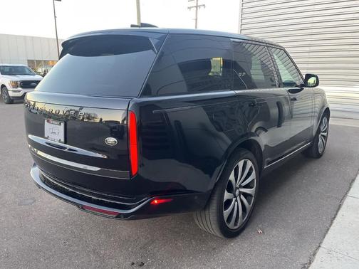 2023 Land Rover Range Rover Autobiography