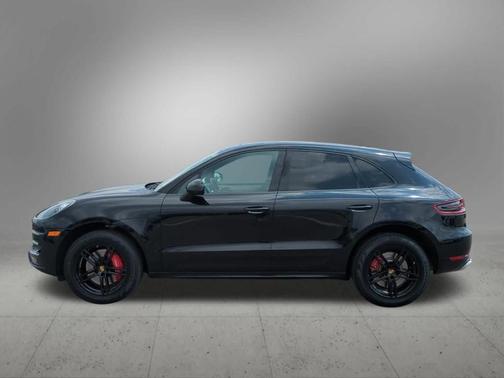 2015 Porsche Macan Turbo