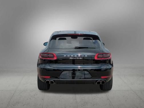 2015 Porsche Macan Turbo