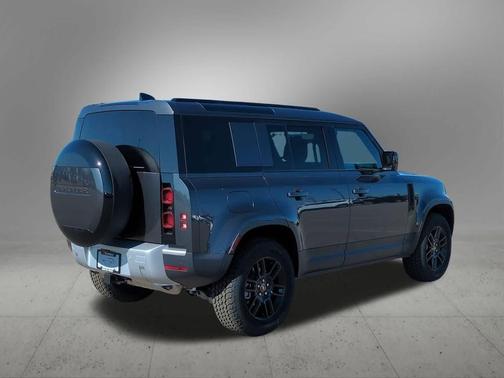 2025 Land Rover Defender P400 S