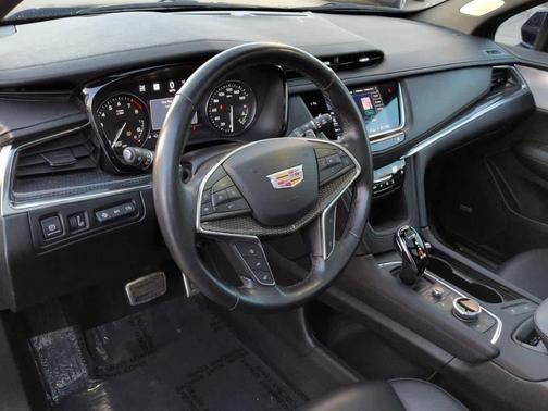 2023 Cadillac XT5 Sport