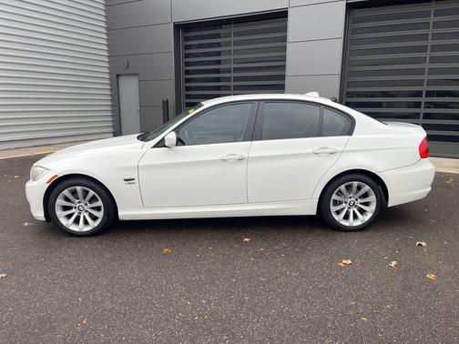 2011 BMW 328 i xDrive