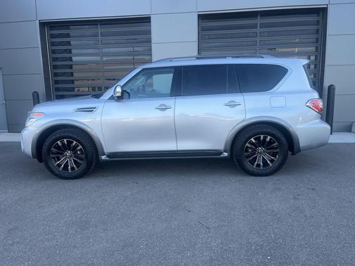 2017 Nissan Armada Platinum