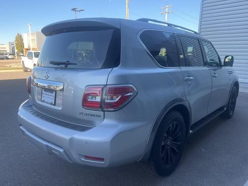 2017 Nissan Armada Platinum