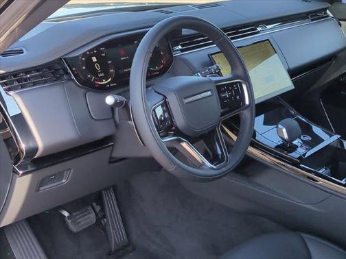 2025 Land Rover Range Rover Sport P360 SE