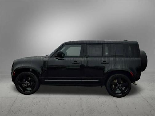 2025 Land Rover Defender P525 V8