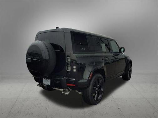 2025 Land Rover Defender P525 V8