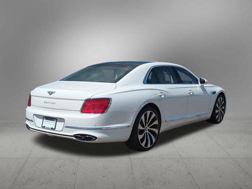 2022 Bentley Flying Spur V8