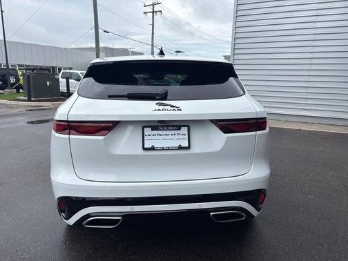 2024 Jaguar F-PACE P400 R-Dynamic S