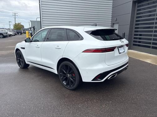 2024 Jaguar F-PACE P400 R-Dynamic S
