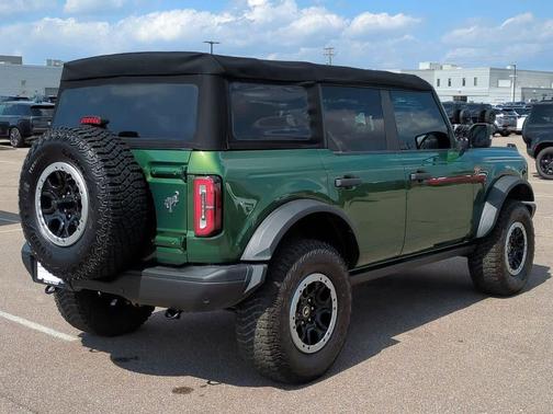 2022 Ford Bronco Badlands