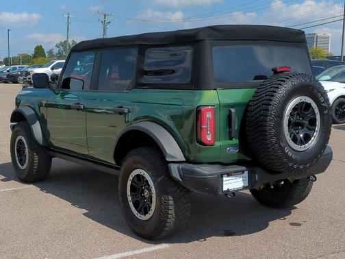 2022 Ford Bronco Badlands