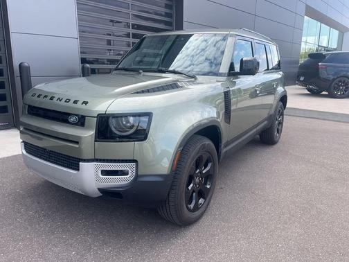 2025 Land Rover Defender P400 S