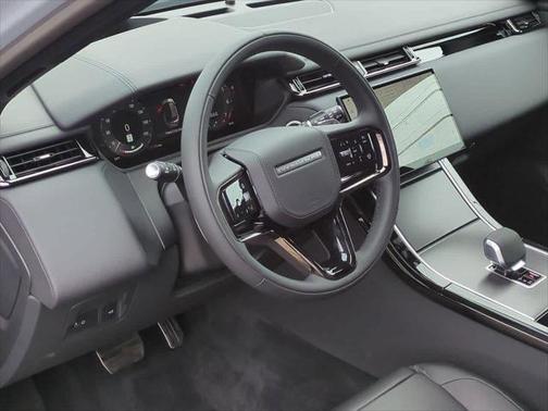 2026 Land Rover Range Rover Velar P250 Dynamic SE