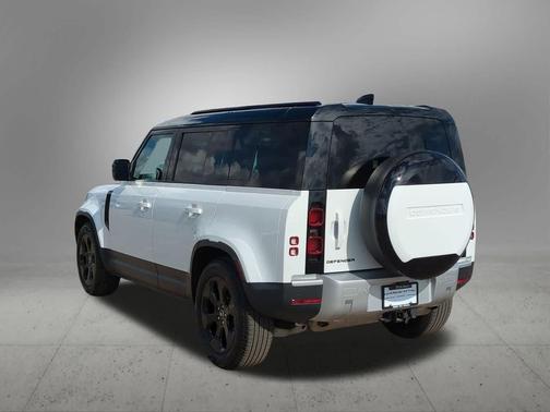 2025 Land Rover Defender P300