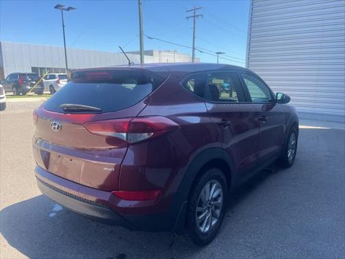 2018 Hyundai TUCSON SE