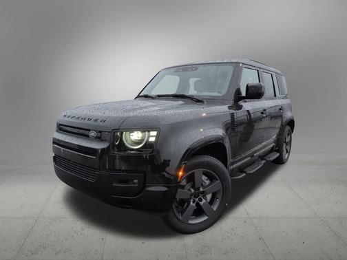 2026 Land Rover Defender 110 X-Dynamic SE