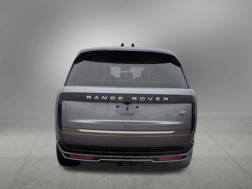 2023 Land Rover Range Rover P400 SE