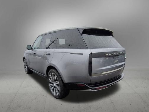 2023 Land Rover Range Rover P400 SE