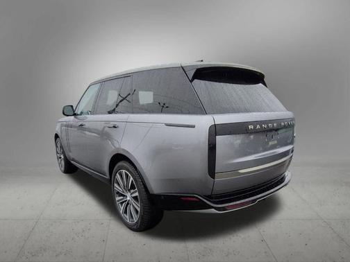 2023 Land Rover Range Rover P400 SE
