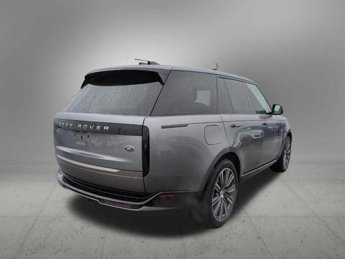 2023 Land Rover Range Rover P400 SE