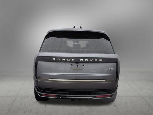 2023 Land Rover Range Rover P400 SE