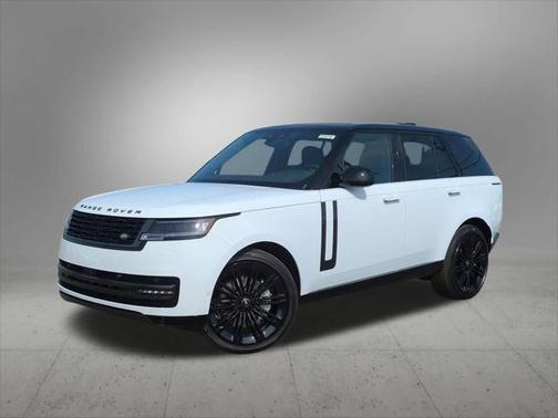 2025 Land Rover Range Rover P530 SE