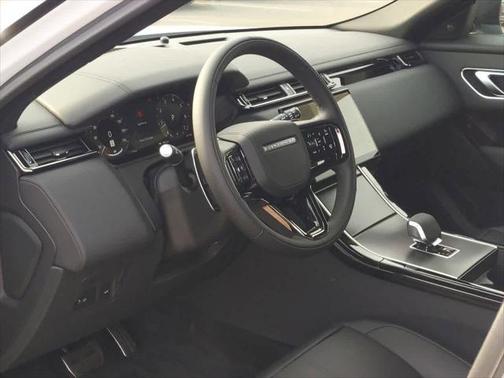 2026 Land Rover Range Rover Velar P250 Dynamic SE