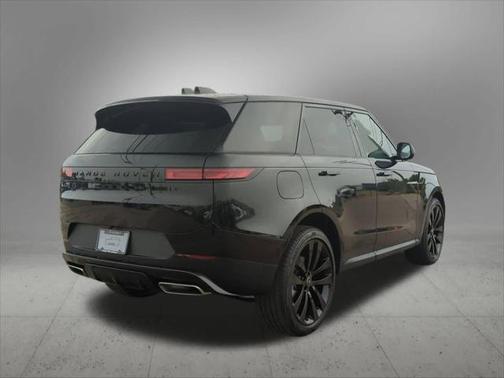 2025 Land Rover Range Rover Sport P360 SE
