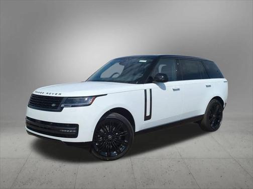 2025 Land Rover Range Rover P530 SE 7 Seat