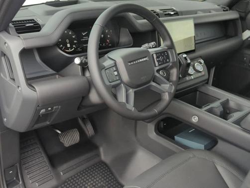 2025 Land Rover Defender P400 X-Dynamic SE