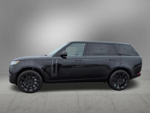 2026 Land Rover Range Rover SE